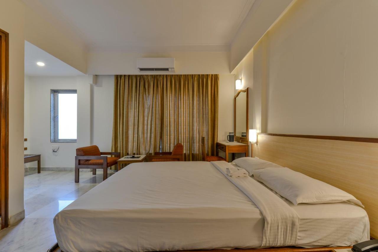 Hotel Ajanta Bombay Eksteriør billede