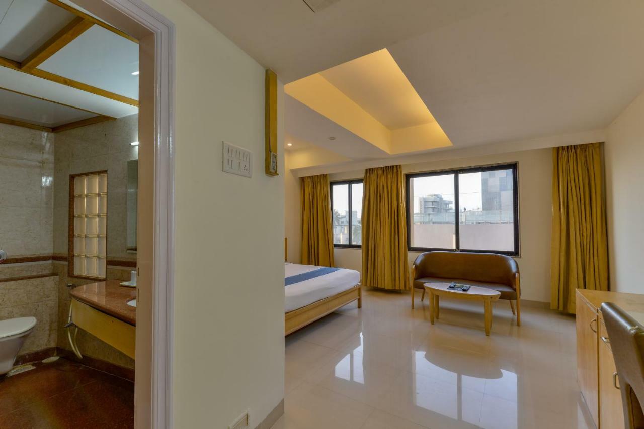 Hotel Ajanta Bombay Eksteriør billede